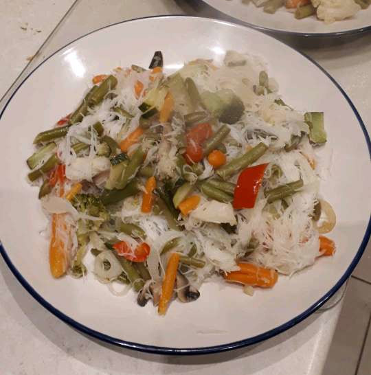 vegetables with rice vermicelli
